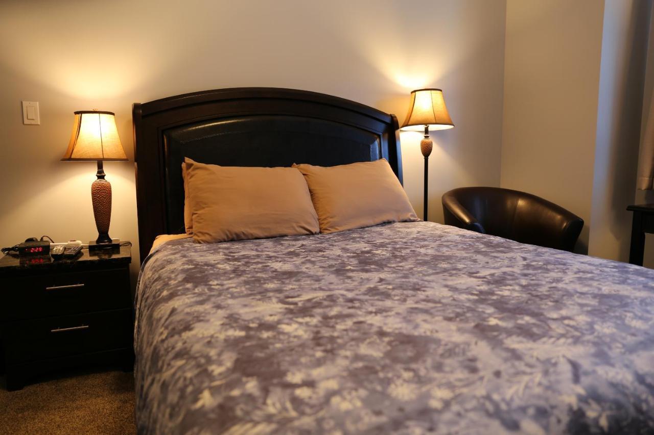 Downtown Whitehorse 4 Bedrooms Deluxe Condo Exterior foto